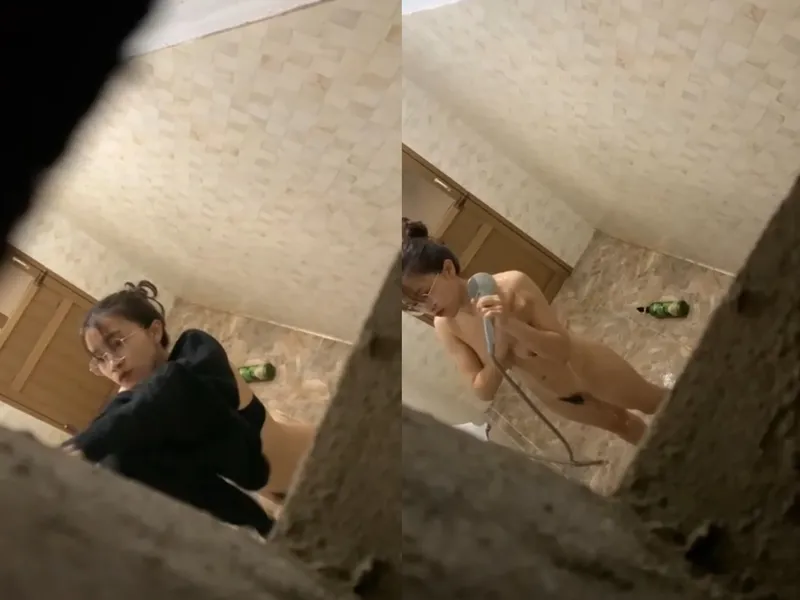 Quay lén ghệ vú đẹp tắm, khe cô bé chảy nước ròng ròng